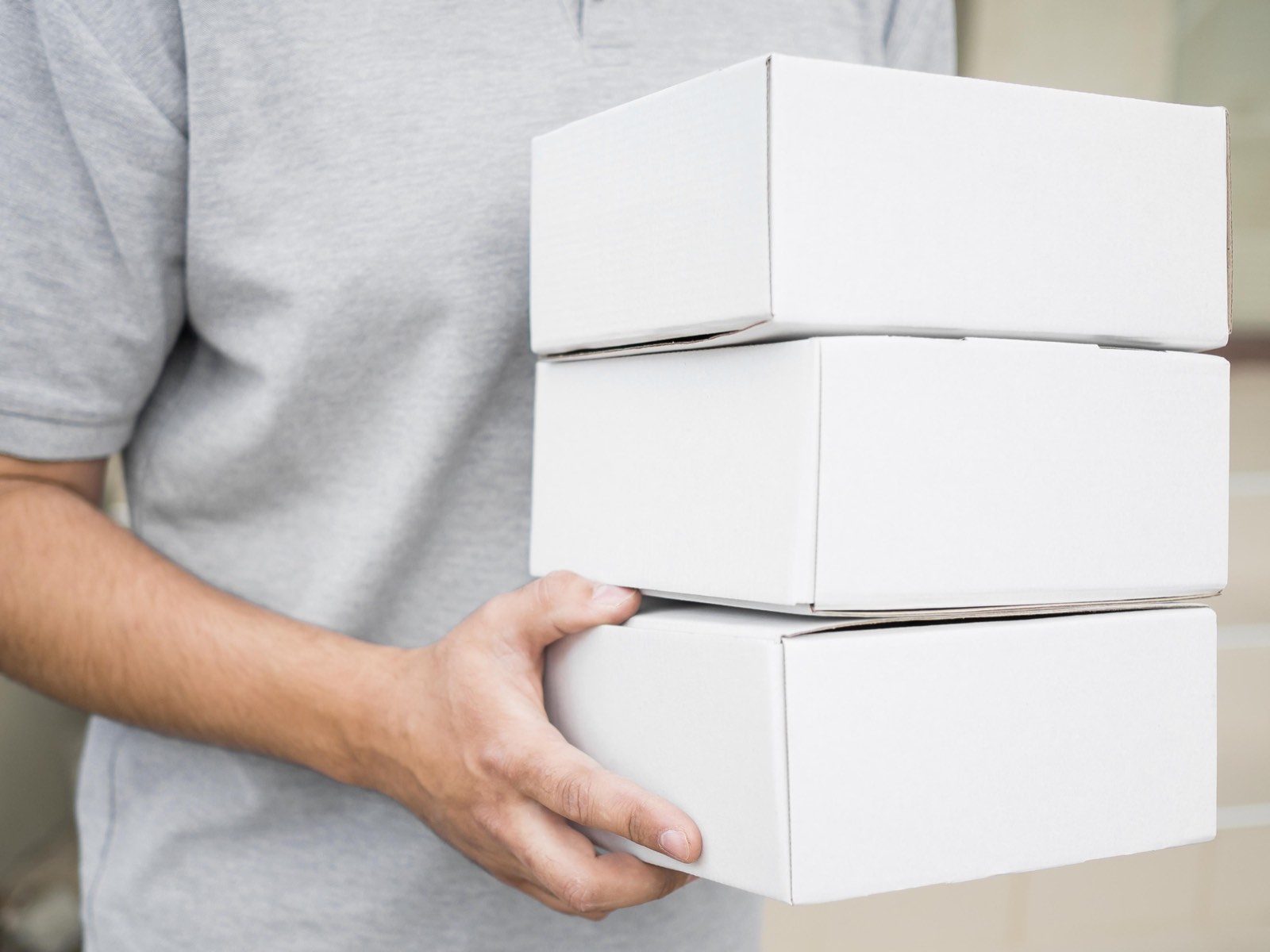 Caja blanca lista para entrega