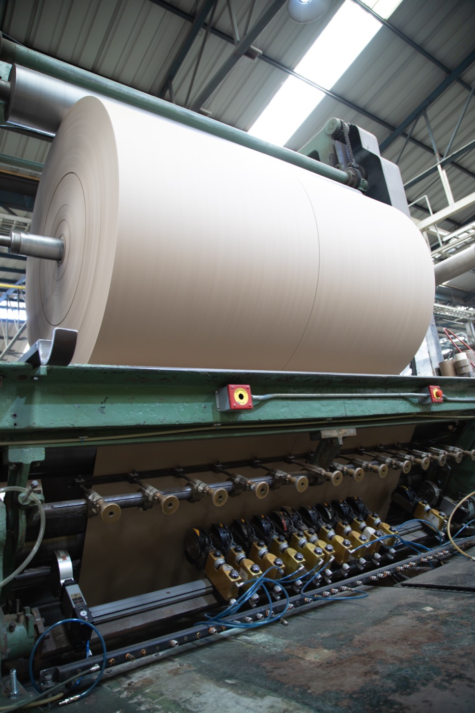 Bobina de papel caple